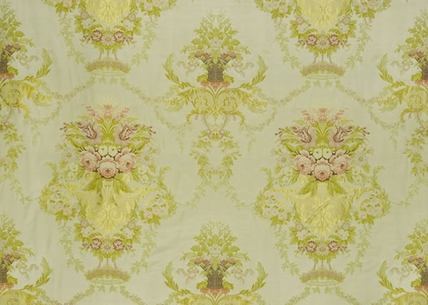 Ткань Designers Guild Savigny silks FQ025/01