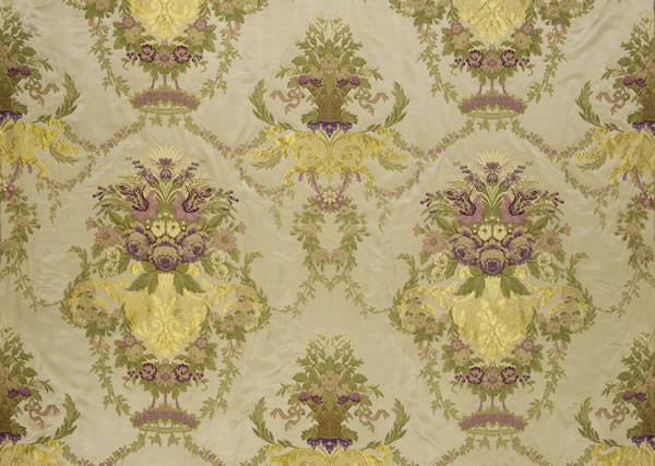 Ткань Designers Guild Savigny silks FQ025/02