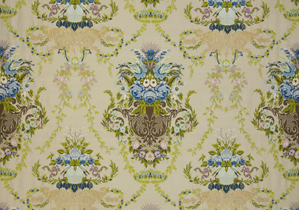 Ткань Designers Guild Savigny silks FQ024/02