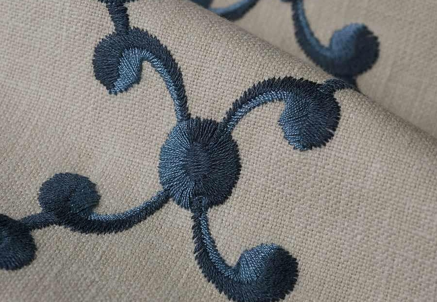 Ткань Fabricut French General Vignettes Indigo Morisette/Indigo