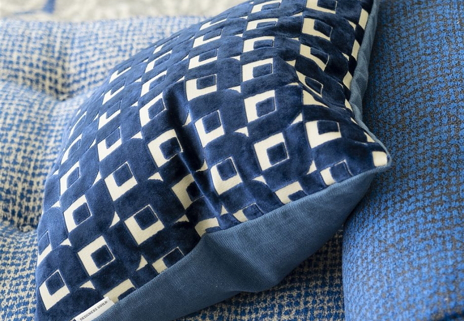 Ткань Designers Guild Pugin FDG2341/05