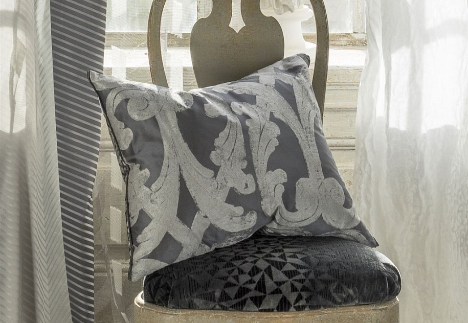 Ткань Designers Guild Pugin FDG2345/01