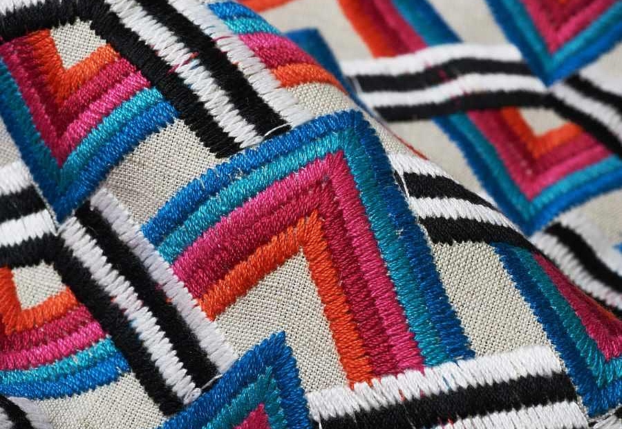 Ткань Fabricut Iris Apfel MoreIsMore/Multi
