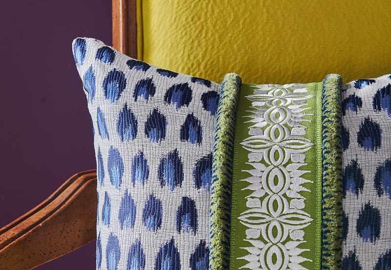 Ткань Fabricut Iris Apfel SpottedIkat/Indigo