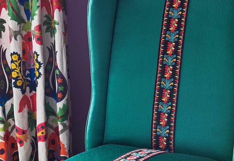 Ткань Fabricut Iris Apfel MuseSatin/Emerald