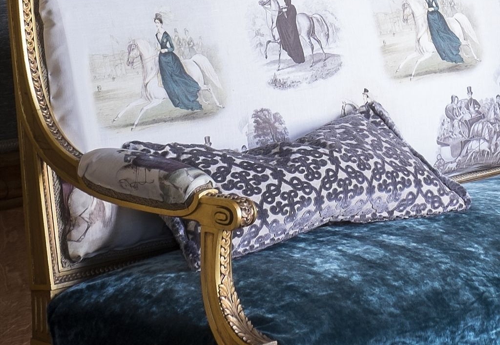 Ткань The Royal Collection Palace Damask FRC2400/11
