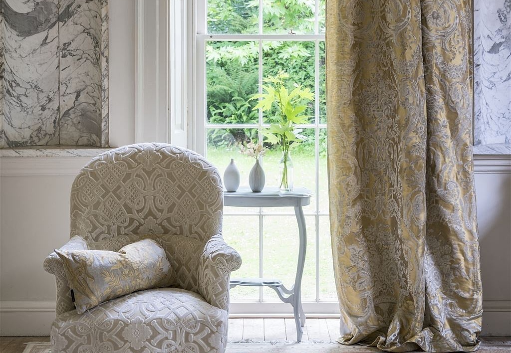 Ткань The Royal Collection Connaught FRC1001/03