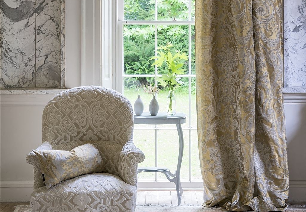 Ткань The Royal Collection Connaught FRC1001/03