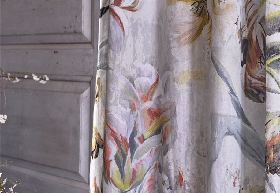 Ткань Designers Guild Tulipa Stellata FDG2758/03