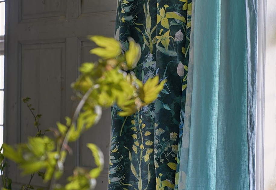 Ткань Designers Guild Tulipa Stellata FDG2755/01