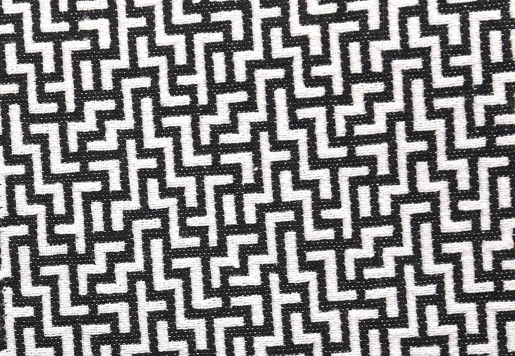 Ткань Clarke & Clarke Black + White F0903/01