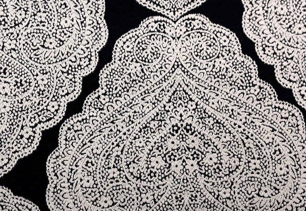 Ткань Clarke & Clarke Black + White F0910/01