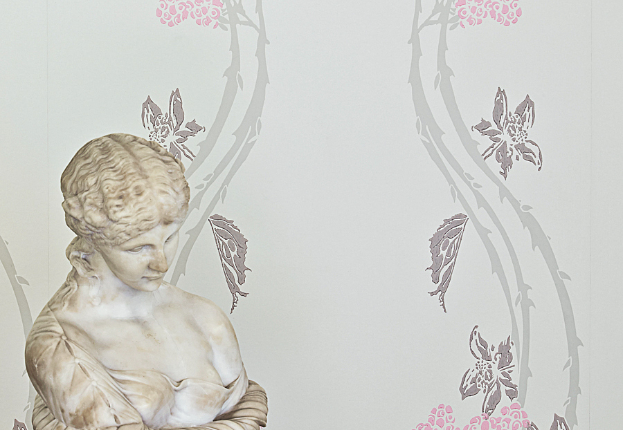 Обои Barneby Gates Book vol.3 BG1100202/Autumn Berry/Vintage Pink