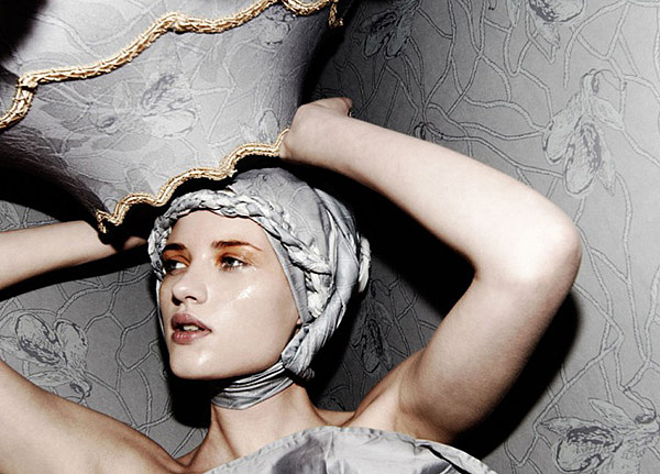 Обои House Of Hackney Volume I Queen Bee/Dove Grey