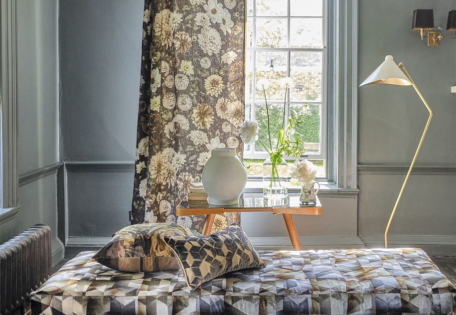 Ткань Designers Guild Le poeme de fleurs FDG2931/01