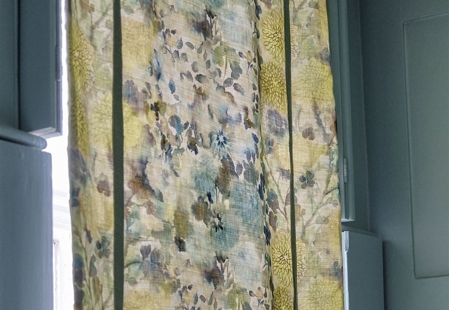 Ткань Designers Guild Le poeme de fleurs FDG2933/03