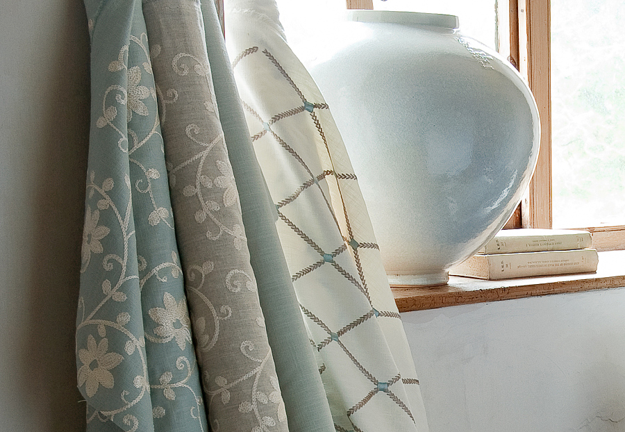 Ткань Clarke & Clarke Tatton Linens F0353/05
