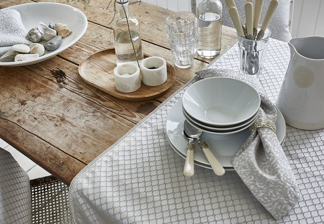 Ткань Prestigious Textiles Gatsby 3832/909