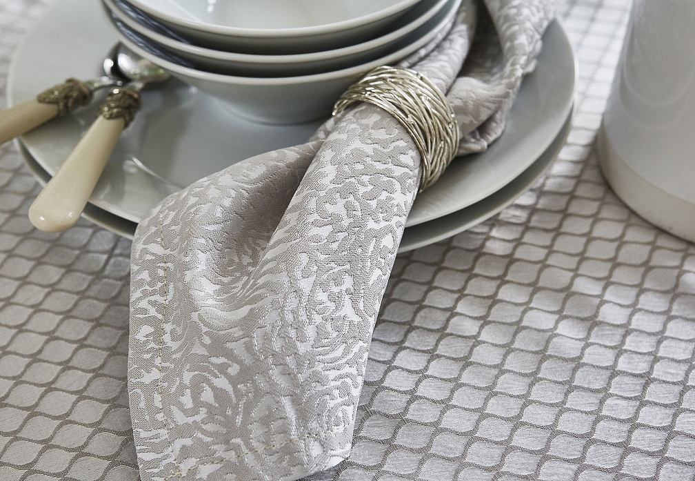 Ткань Prestigious Textiles Gatsby 3832/909