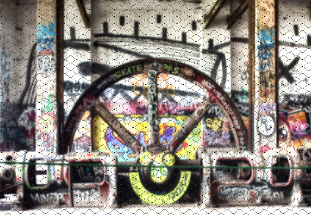 Панно и фотообои Mr Perswall Street Art P200901-8