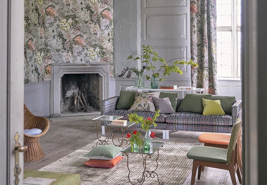 Панно и фотообои Designers Guild Tulipa Stellata PDG1038/02