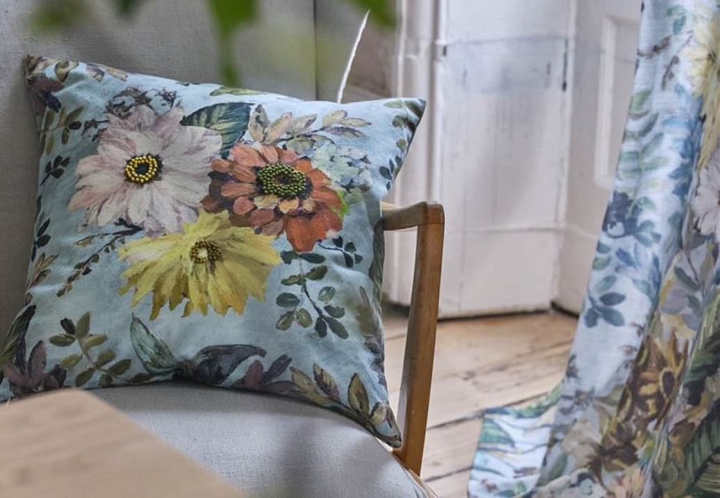 Ткань Designers Guild Tapestry Flower FDG3054/02