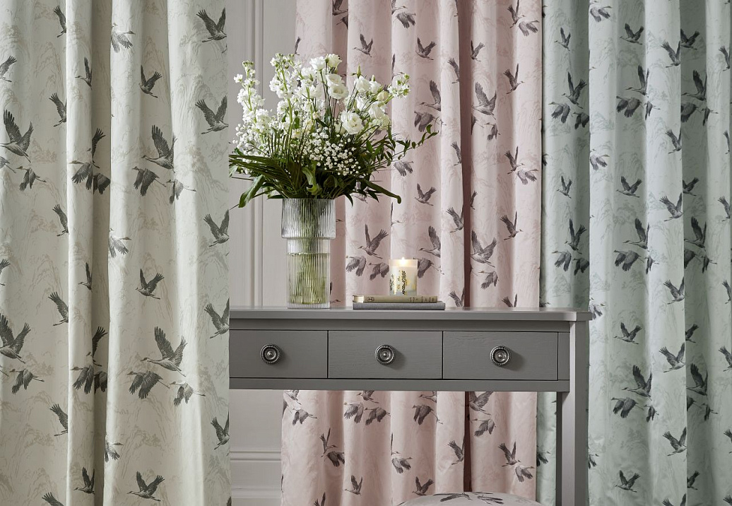 Ткань Laura Ashley Signature Coll.1 AnimaliaEmbroidered/PaleDuckEgg
