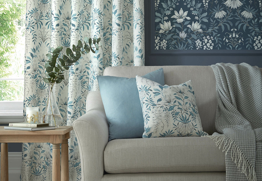 Ткань Laura Ashley Signature Coll.1 Parterre/OffWhiteSeaspray