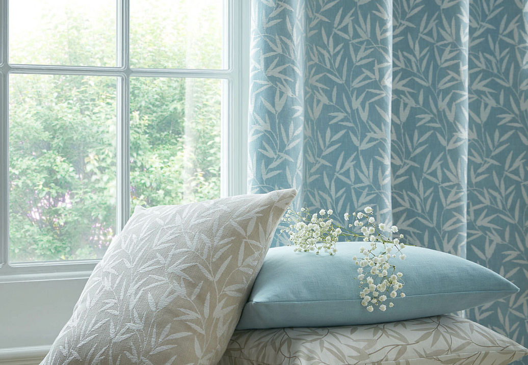 Ткань Laura Ashley Signature Coll.1 WillowLeafChenille/PaleSeaspray