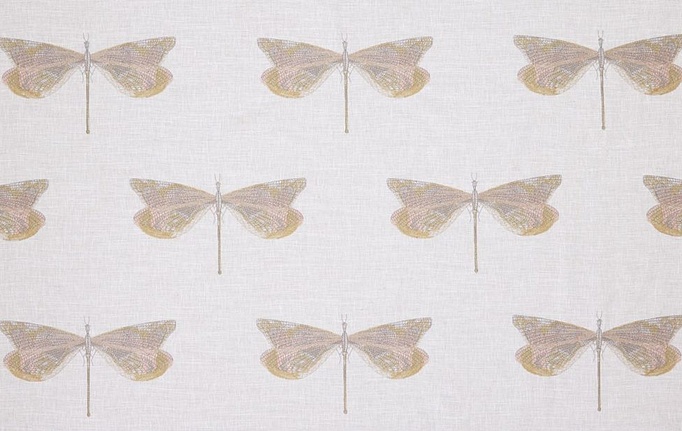 Английская ткань KAI, коллекция Mirage, артикул Jewelwing/Rose