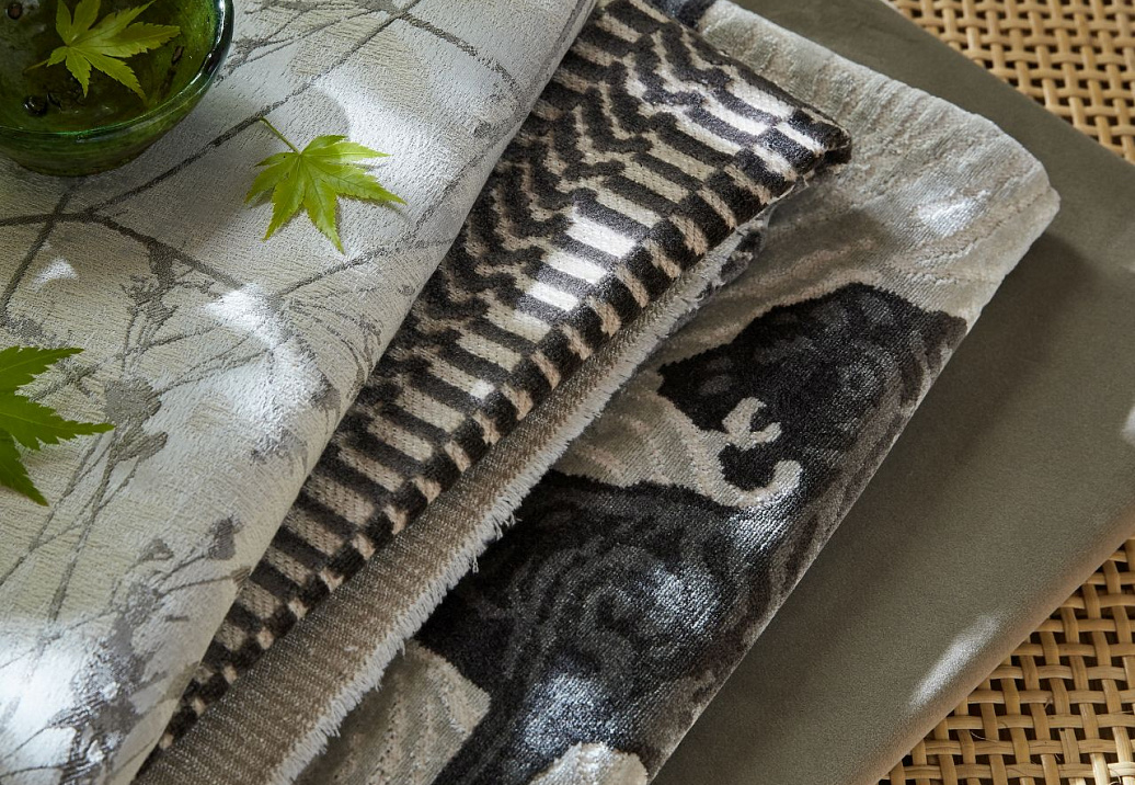 Ткань KAI Botanical Escape Kaida/Ebony