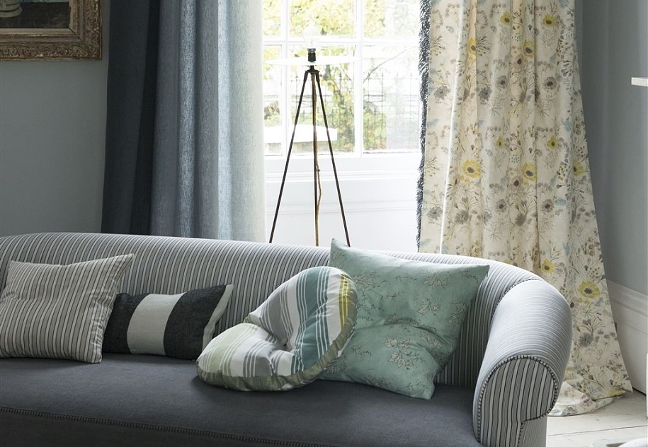 Ткань Designers Guild Lavandou F2000/01