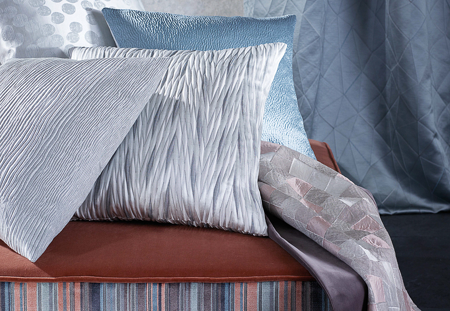Ткань Osborne & Little Prism Silks F7006/02