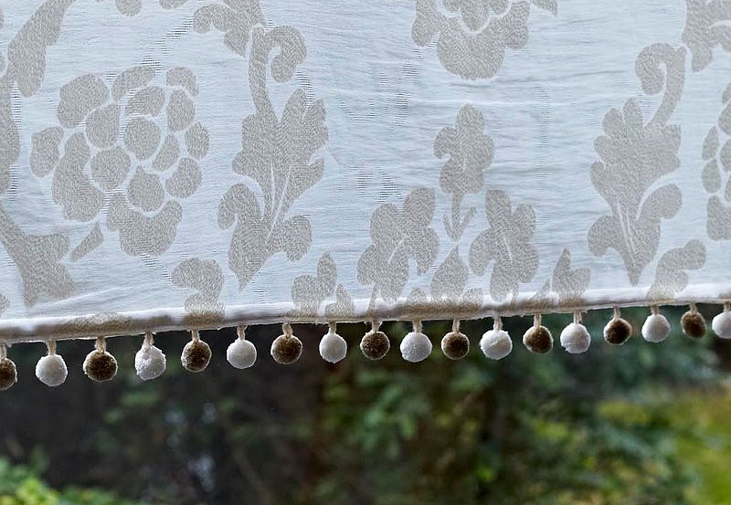 Ткань Osborne & Little Sargasso Wide-Width Fabrics F6327/01
