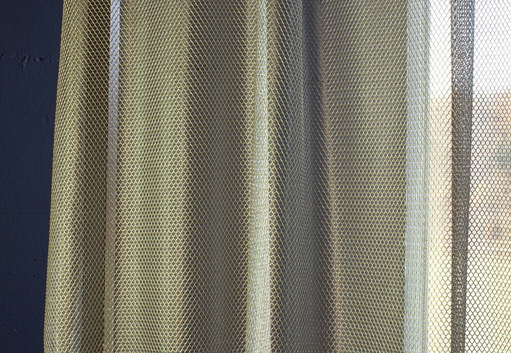 Ткань Creation Baumann Glare And Heat Alu net/104