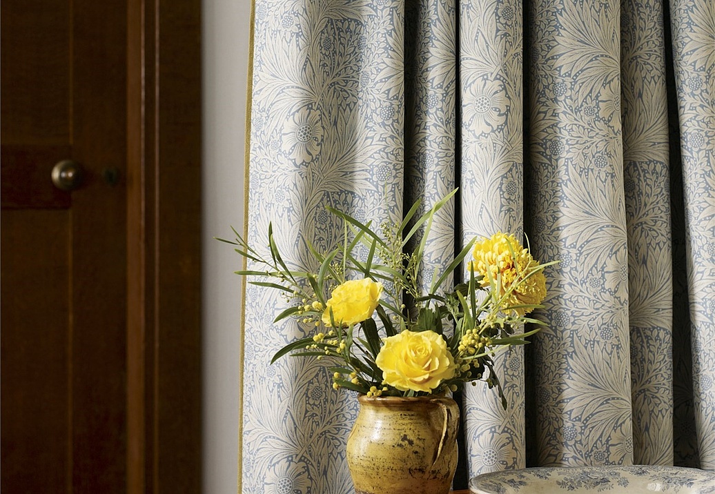 Ткань Morris & Co The Craftsman Fabrics 226450