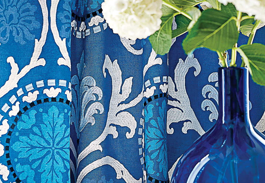 Ткань Thibaut Caravan Prints And Wovens W764102