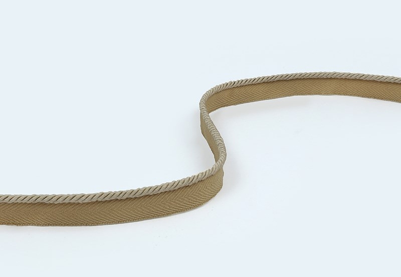 Шнур Jim Thompson Silk Micro Cord on Tape JT030026011