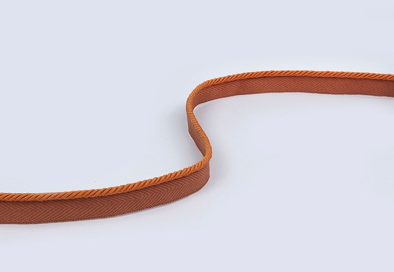 Шнур Jim Thompson Silk Micro Cord on Tape JT030026020