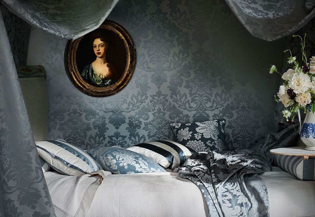 Ткань James Hare Rococo 31677/02