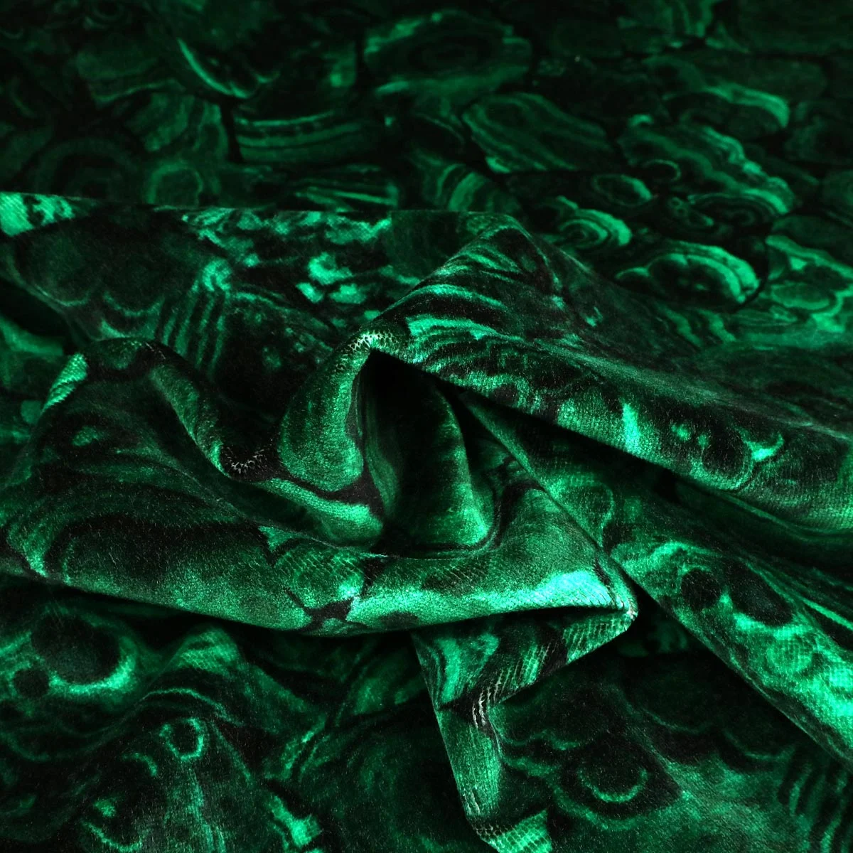 Ткань Nobilis Velours Agate 10681.74
