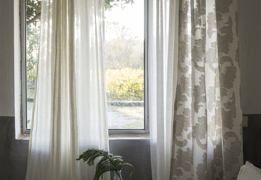 Ткань Designers Guild Saraille F2101/02