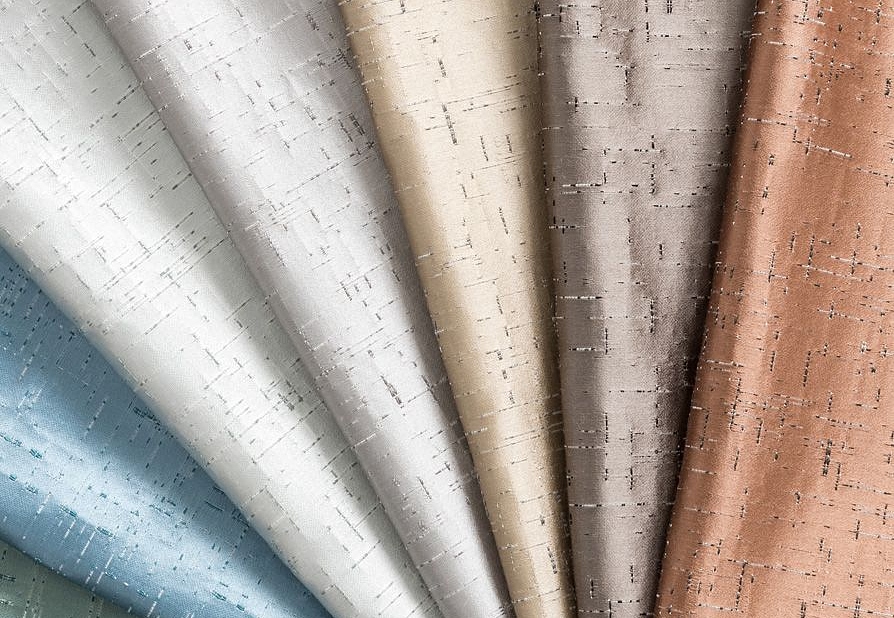 Ткань Osborne & Little Intermezzo Silks F7302-03
