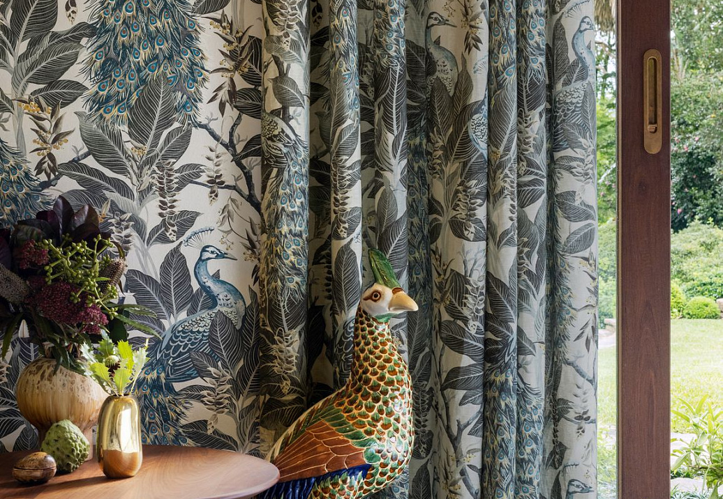 Ткань Mokum The Royal Menagerie Royal Peacock/Sepia