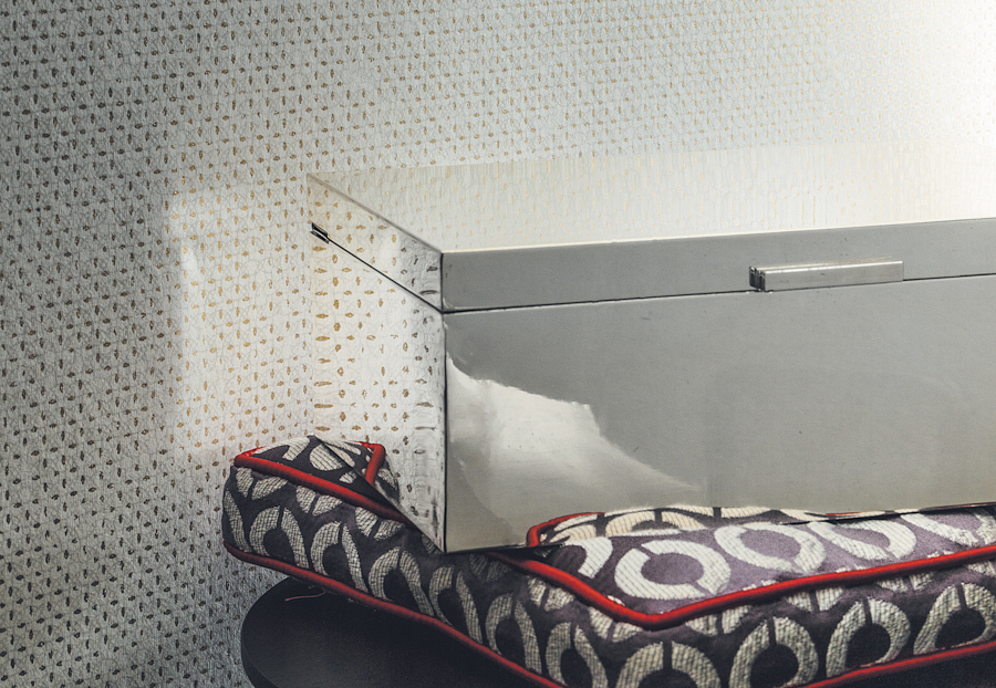 Обои Casamance Place Vendome 7249-0238