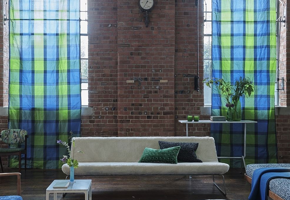 Ткань Designers Guild Minakari FDG2992/01