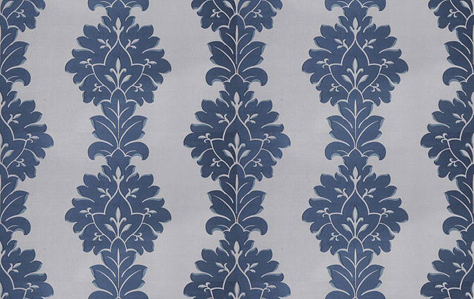 Американская ткань Fabricut, коллекция Silk Nuances Lapis, артикул Vergara Damask/Navy
