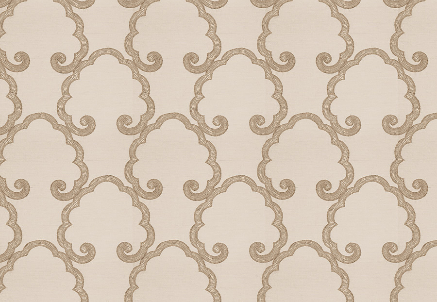 Ткань Fabricut Silk Nuances Natural Caviezel cloud/Fawn