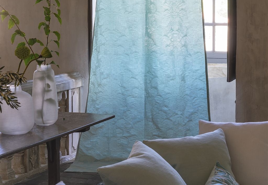 Ткань Designers Guild Tulleries Damask FDG2452/02