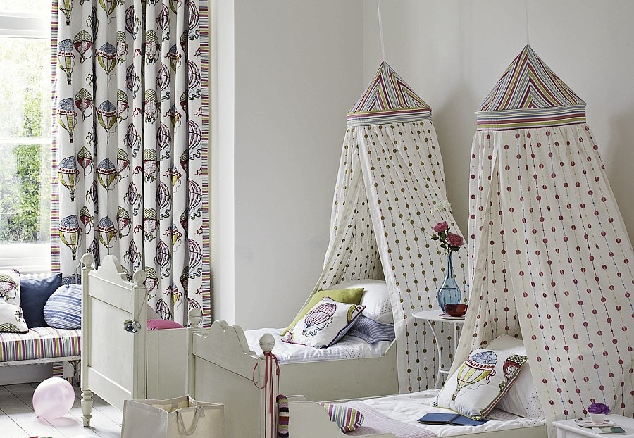 Ткань Sanderson Beautiful Balloons Embroideries 232304